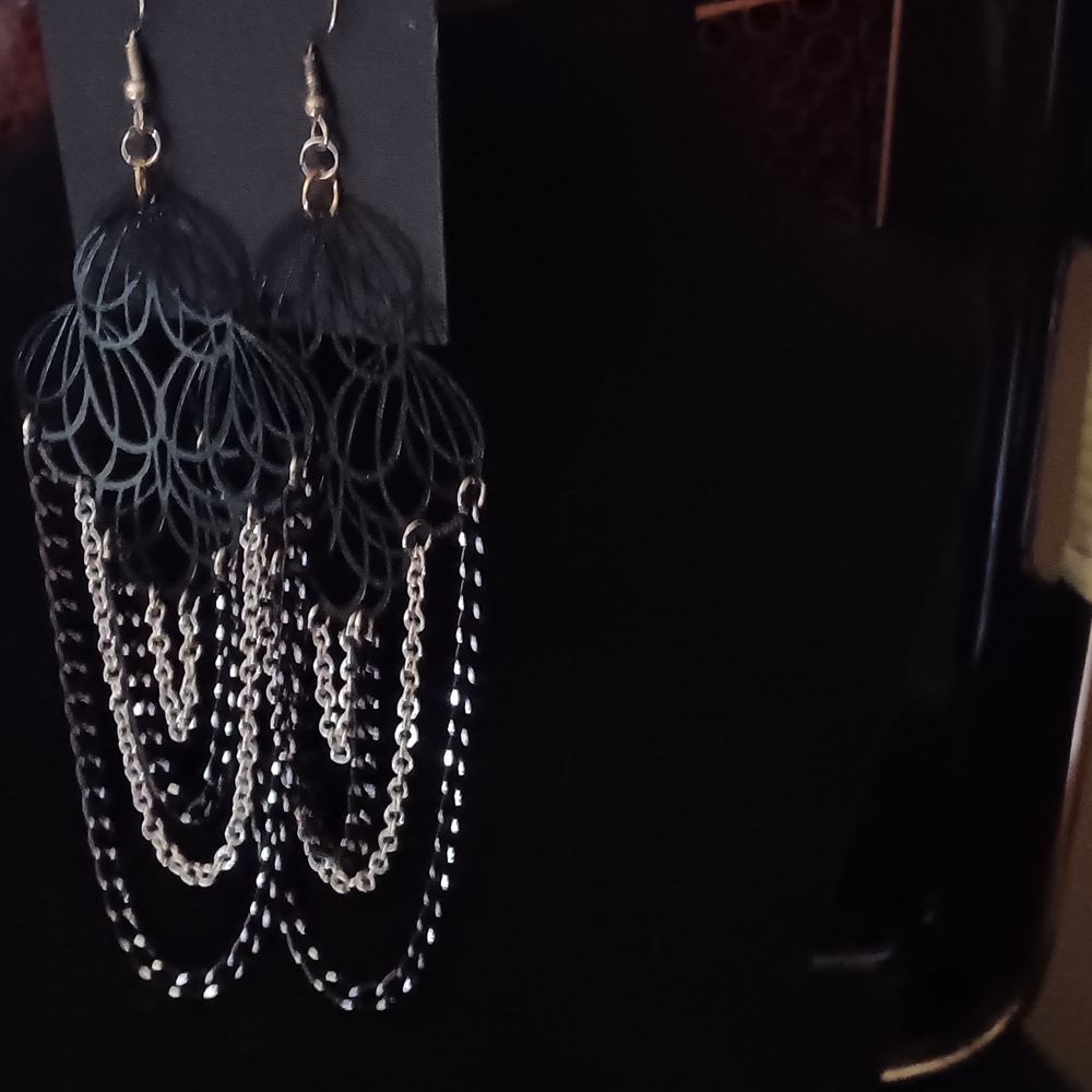 Elegant Black and Silver Chain Earrings